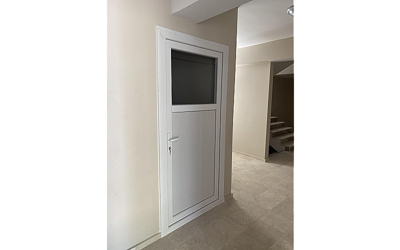 Pimapen  kapı